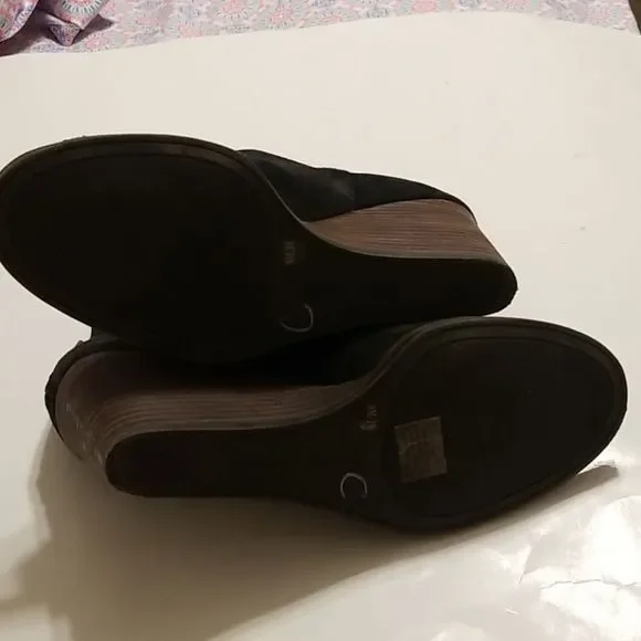 Lucky brand peeptoe booties - Picture 5 of 9